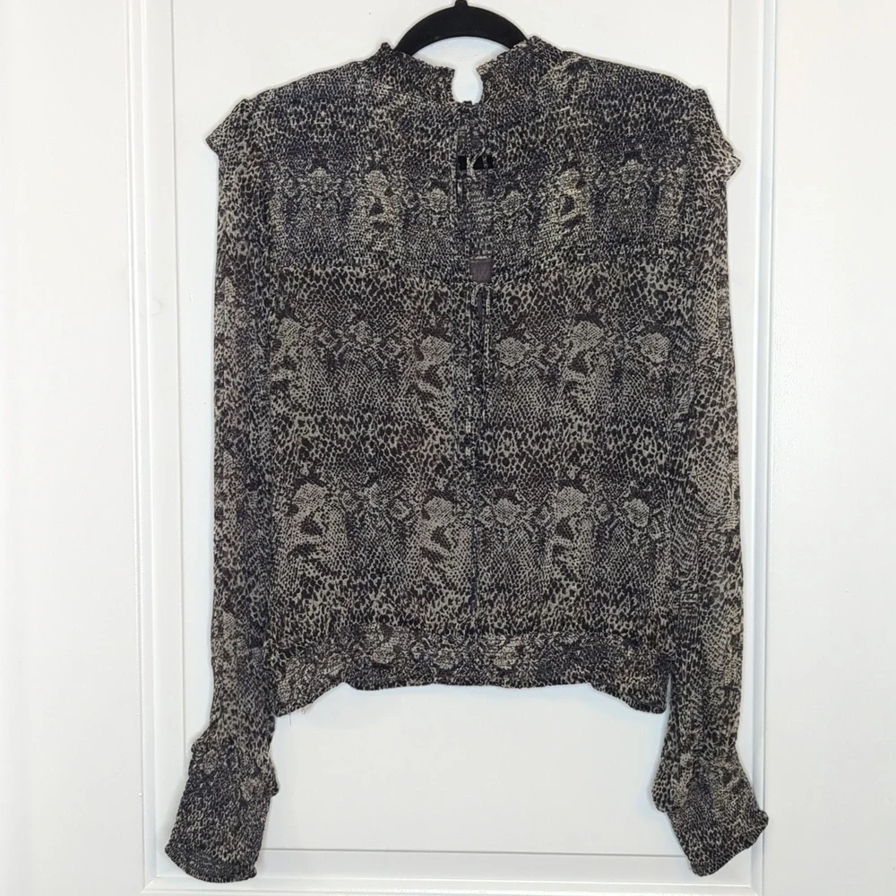 Free People Roma Crepe Blouse Snakeskin Print Gray Long Sleeve Ruffle XS